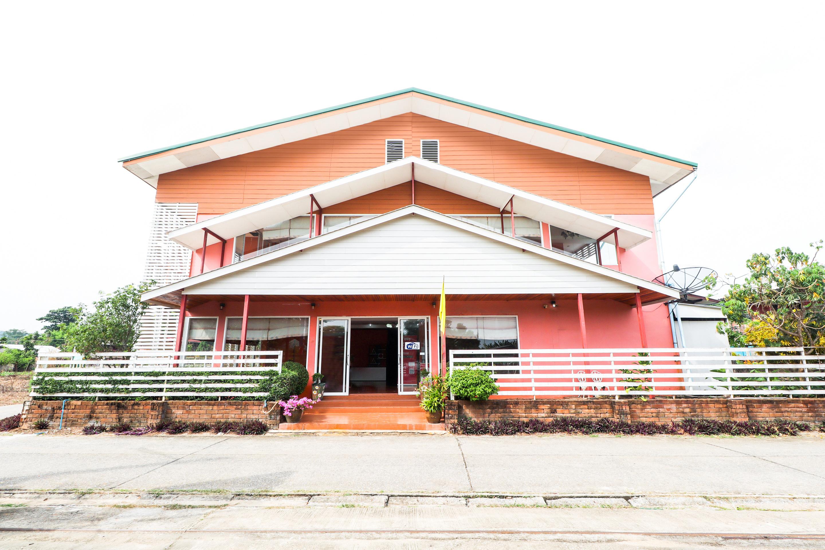 Oyo 359 Golden Nakara Place Chiang Saen Exterior foto